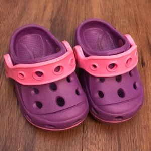 Toddler crocs